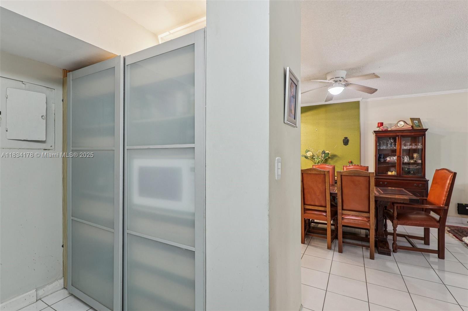 HILLCREST EAST NO 22 COND - Residential