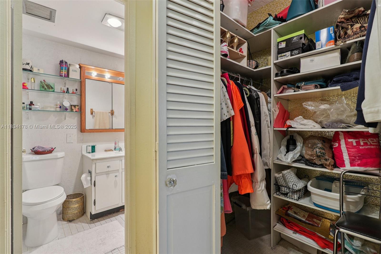 HILLCREST EAST NO 22 COND - Residential