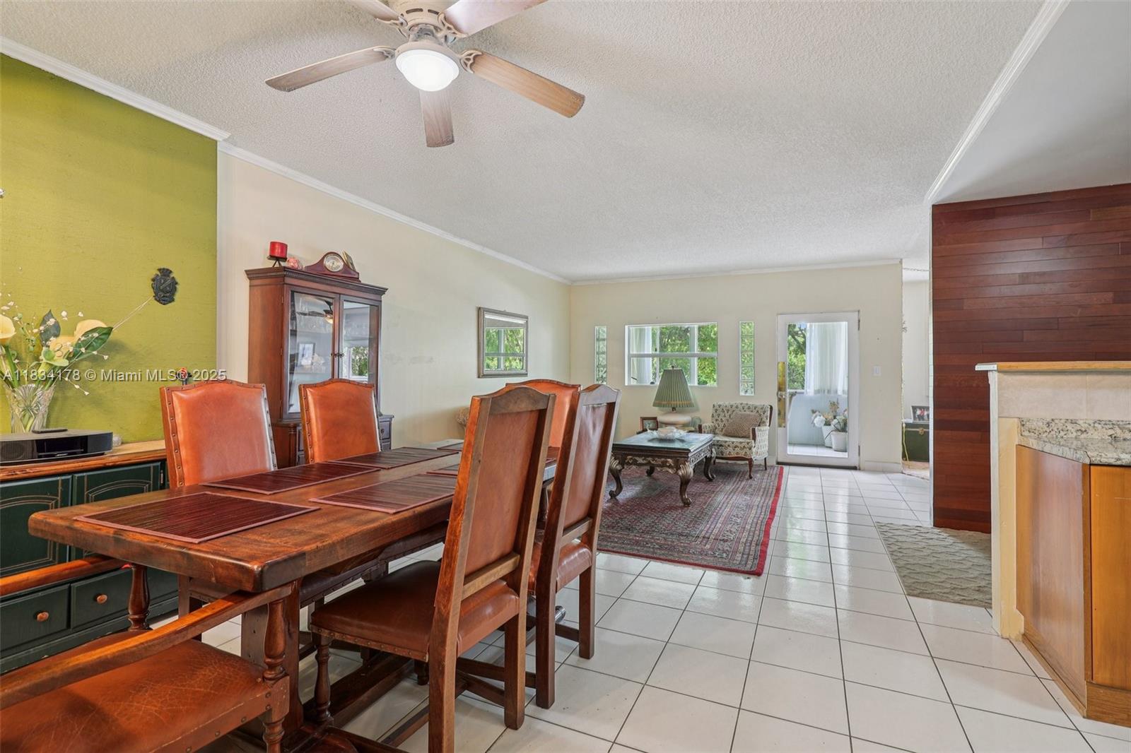 HILLCREST EAST NO 22 COND - Residential