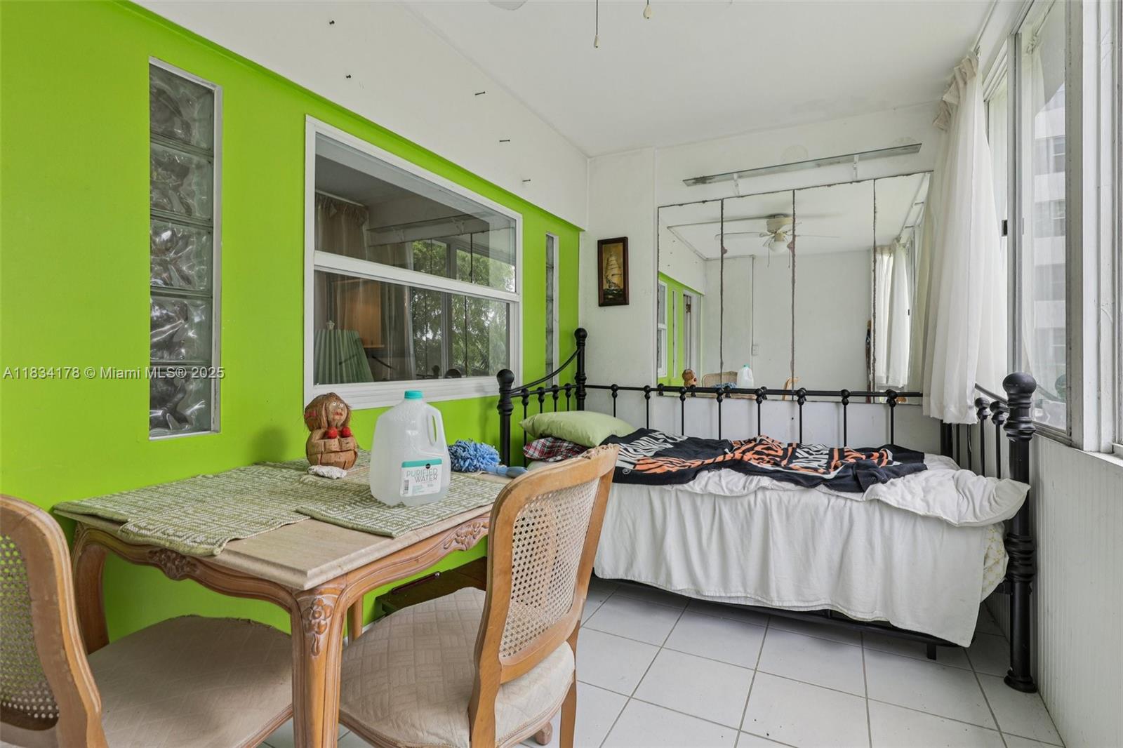 HILLCREST EAST NO 22 COND - Residential