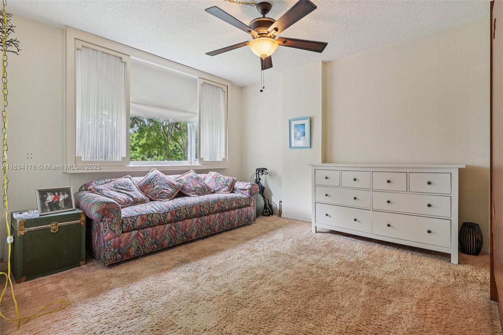 HILLCREST EAST NO 22 COND - Residential