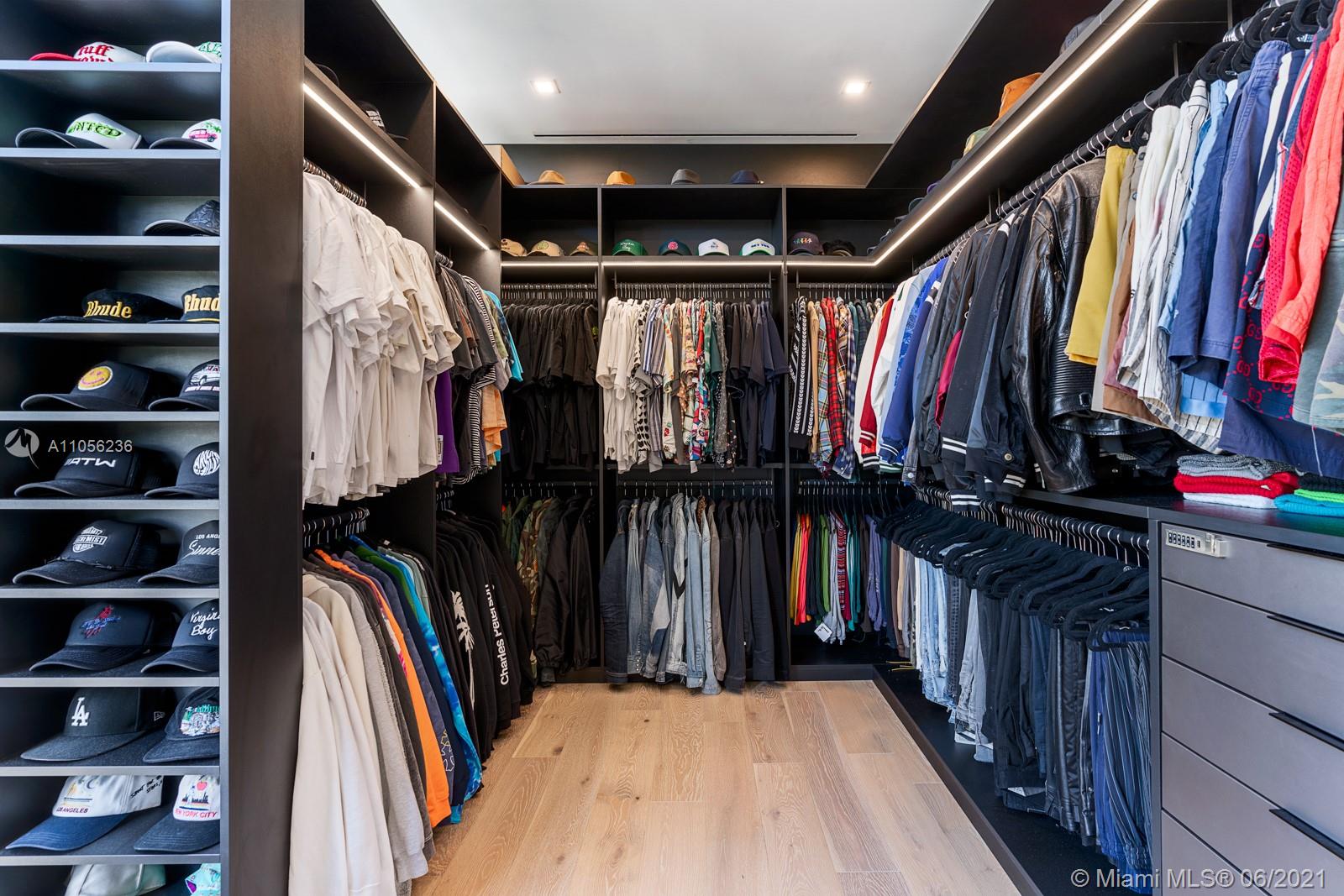 NAUTILUS EXTENSION 3RD - Residential