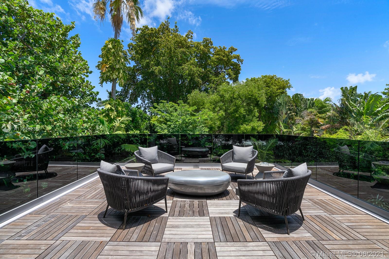 NAUTILUS EXTENSION 3RD - Residential