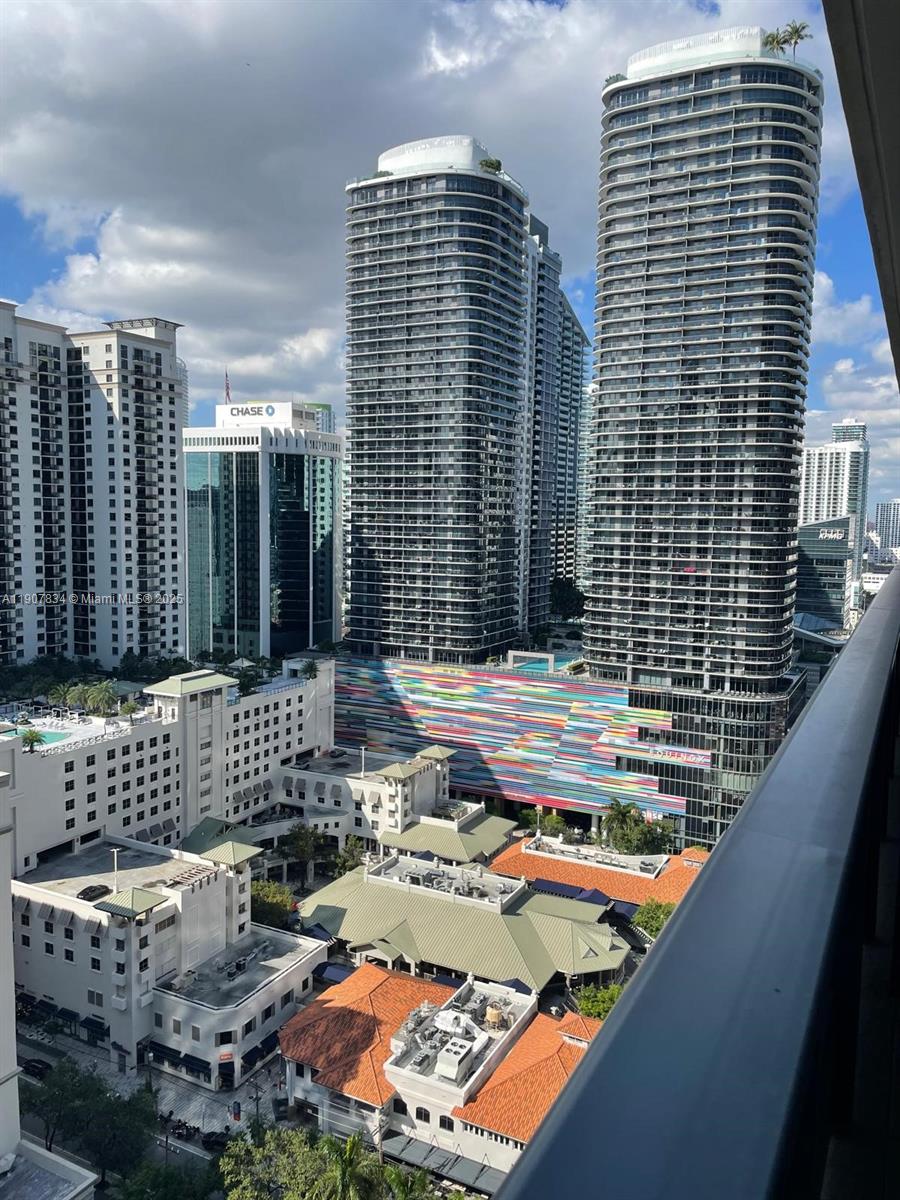BRICKELL FLATIRON CONDO - Residential Lease