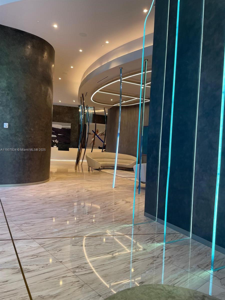 BRICKELL FLATIRON CONDO - Residential Lease