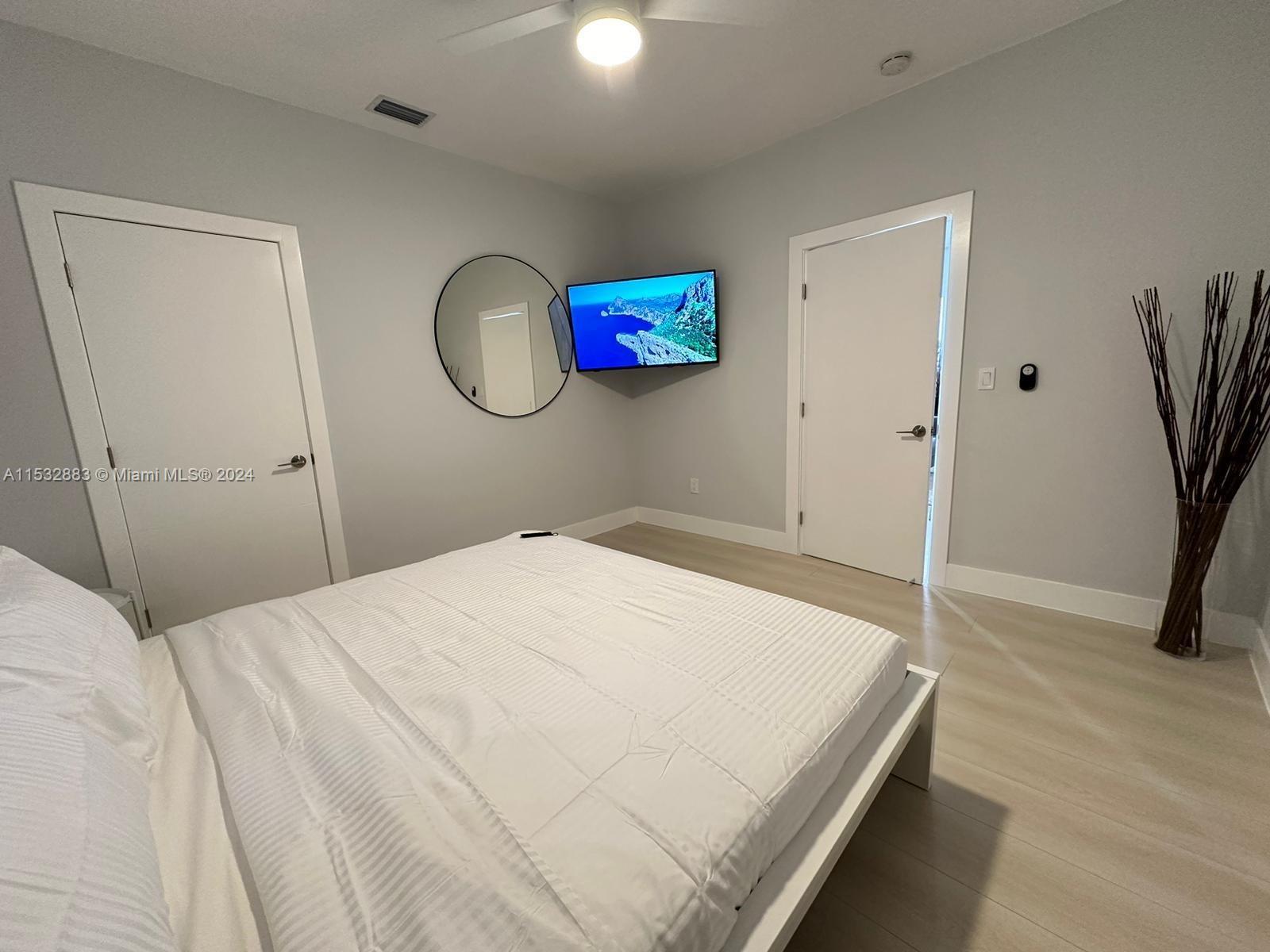 LAWRENCE ESTATE EAST ADDN - Residential Income