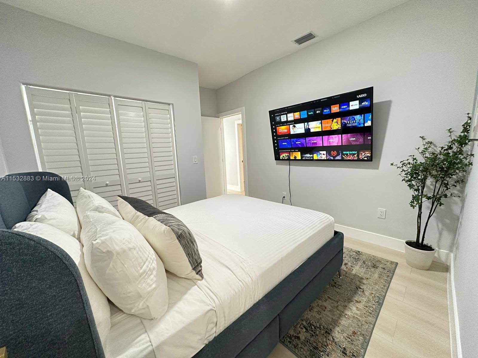 LAWRENCE ESTATE EAST ADDN - Residential Income