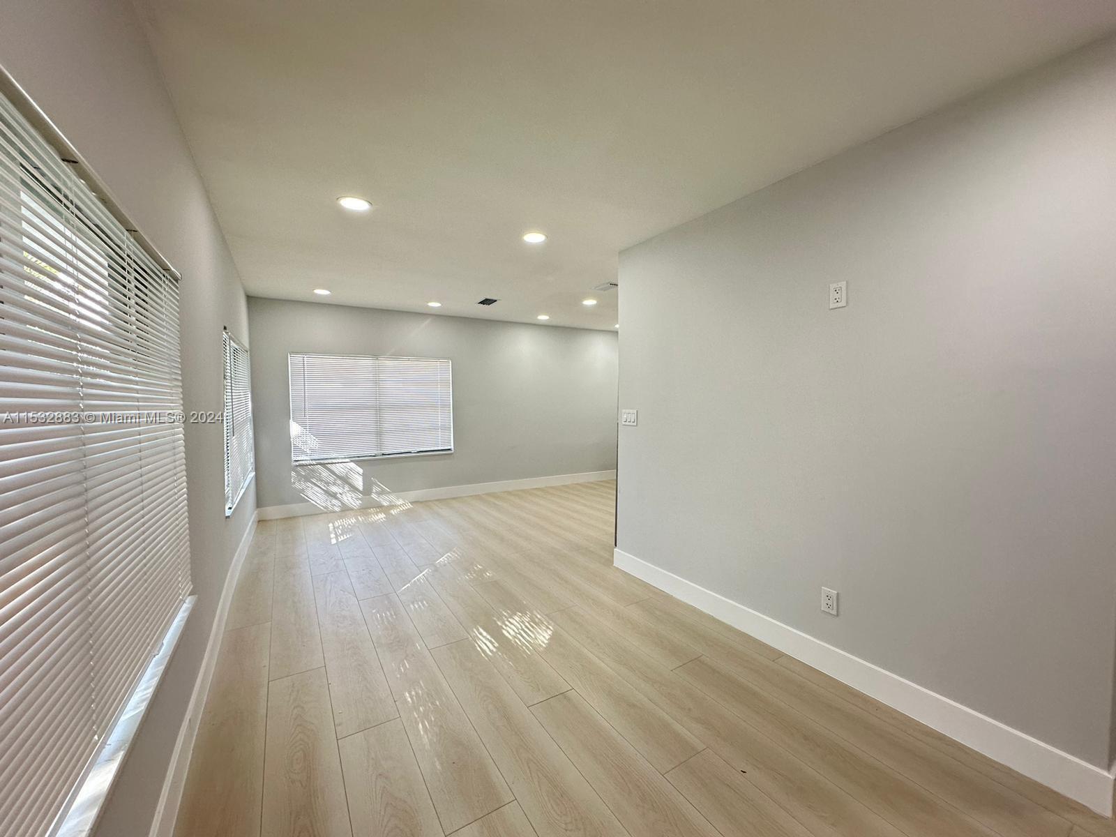 LAWRENCE ESTATE EAST ADDN - Residential Income