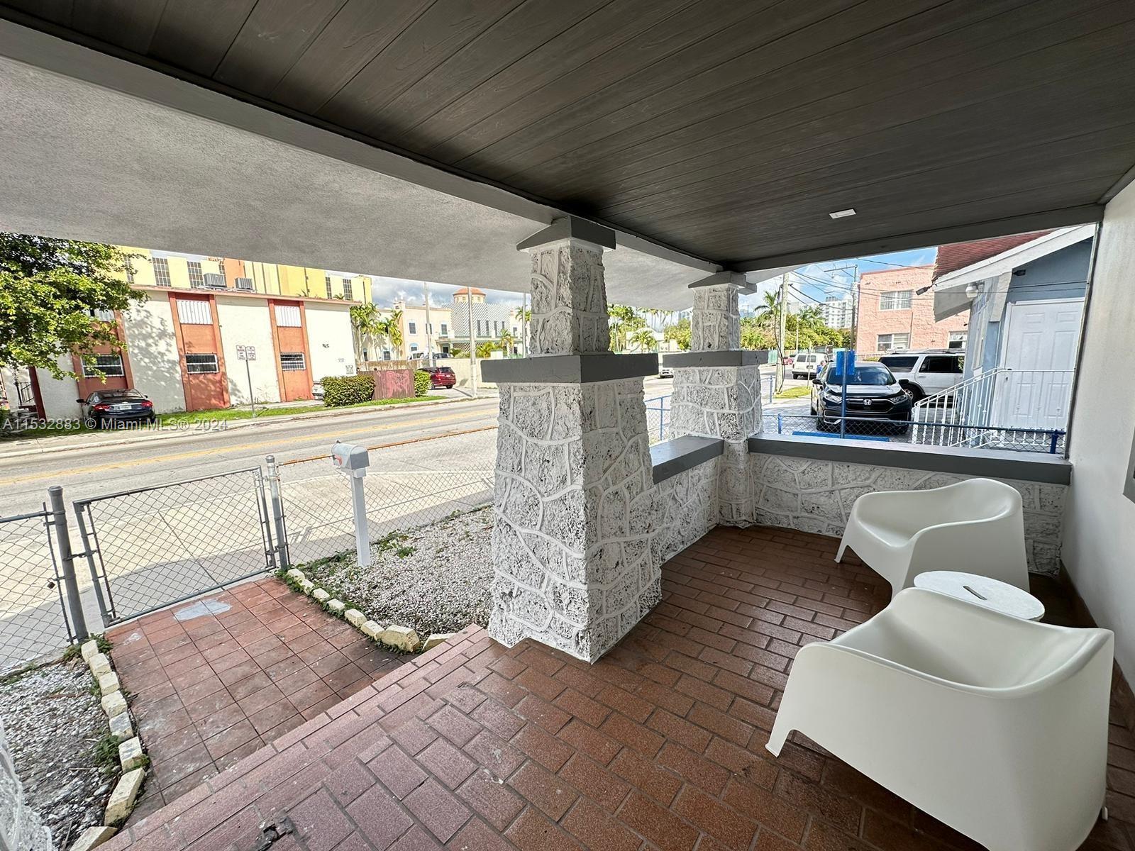 LAWRENCE ESTATE EAST ADDN - Residential Income