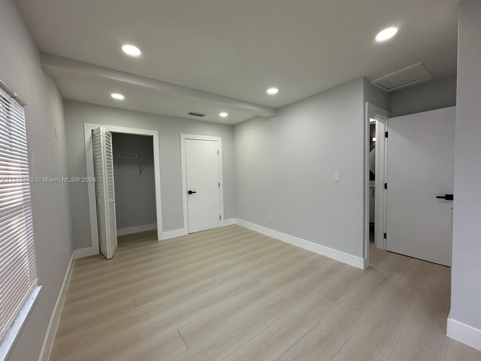 LAWRENCE ESTATE EAST ADDN - Residential Income