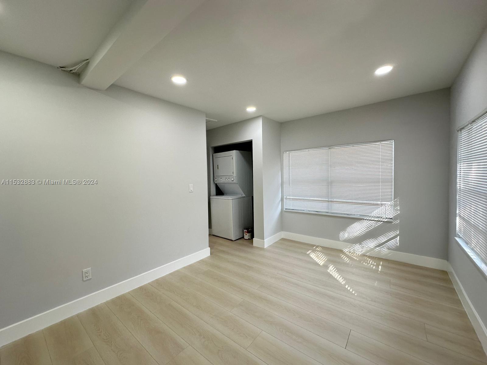 LAWRENCE ESTATE EAST ADDN - Residential Income