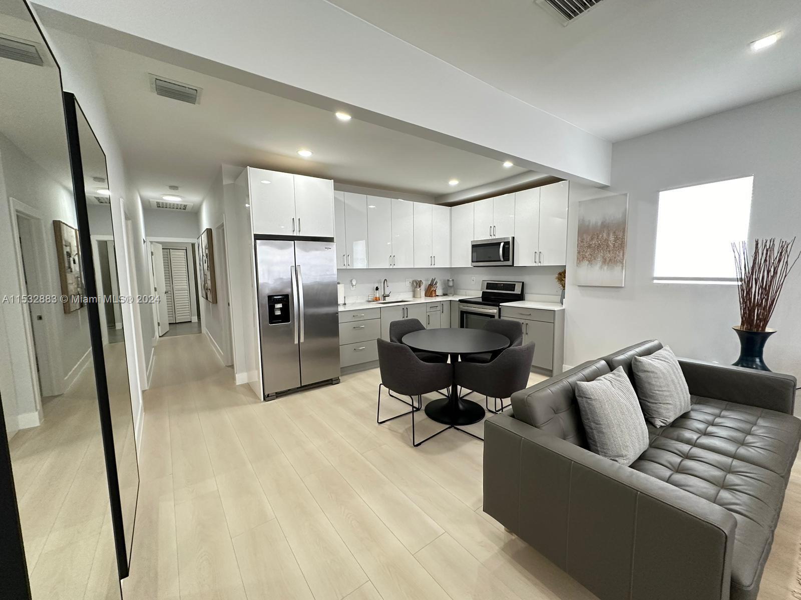 LAWRENCE ESTATE EAST ADDN - Residential Income