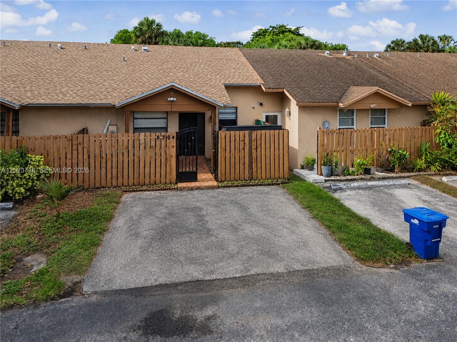 6704 NW 192nd Ter
