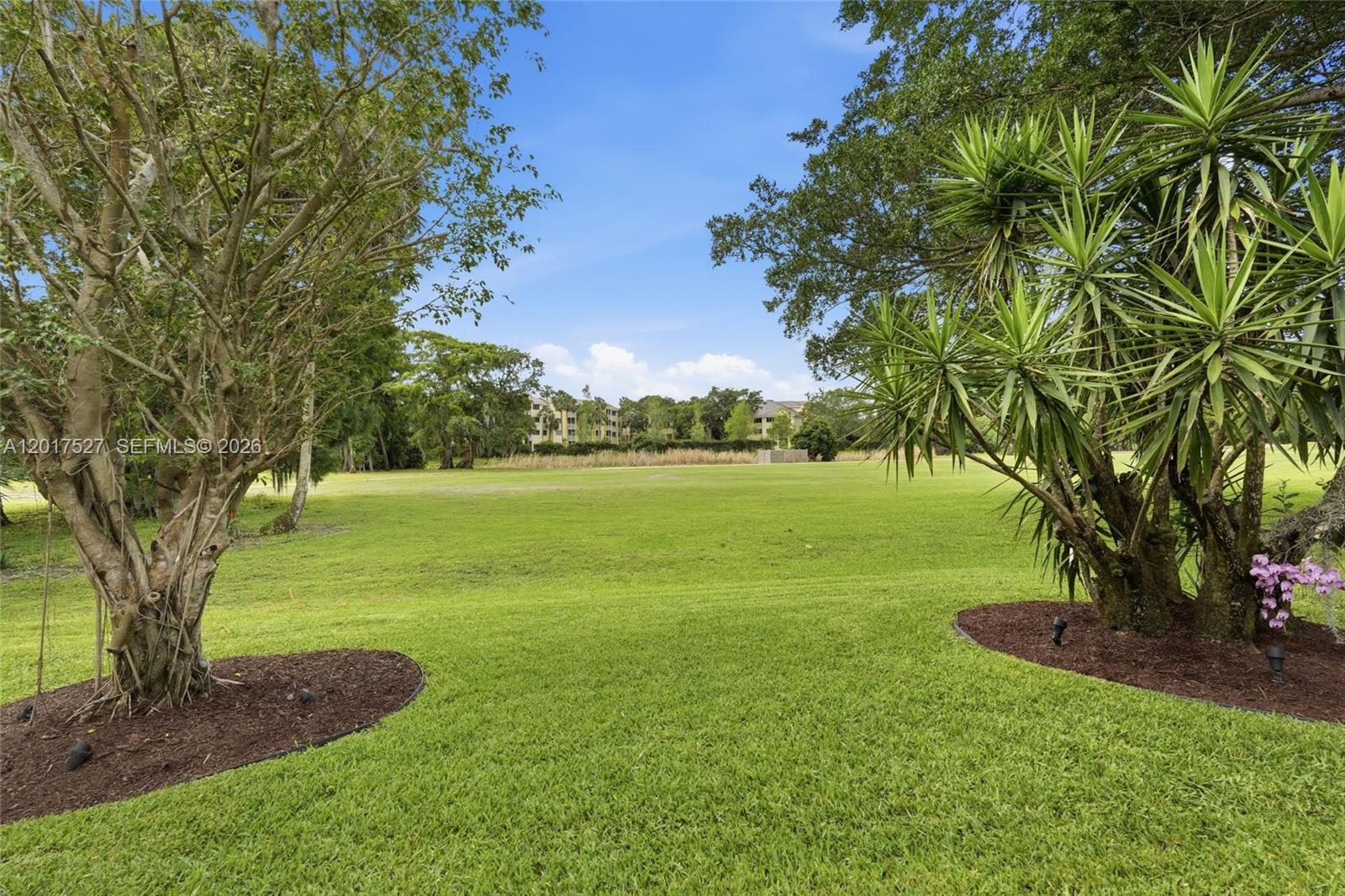 NO 89 PALM-AIRE COUNTRY C - Residential