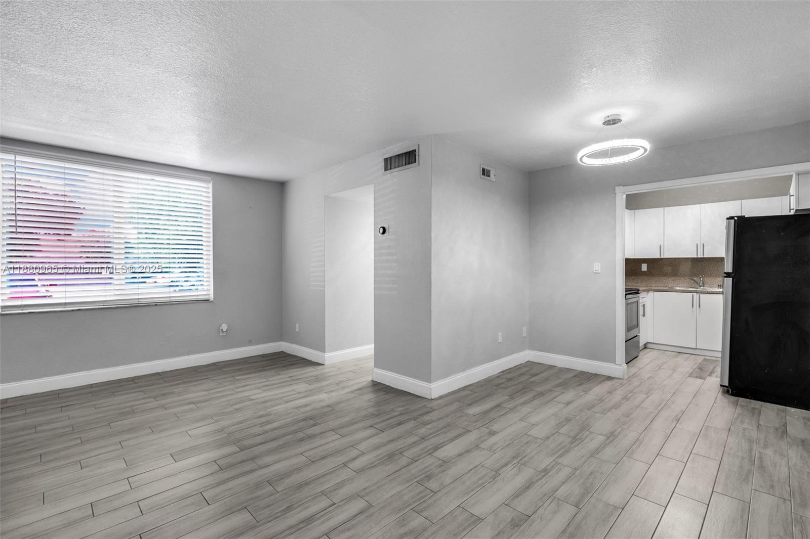 CAMBRIDGE CONDO - Residential Lease