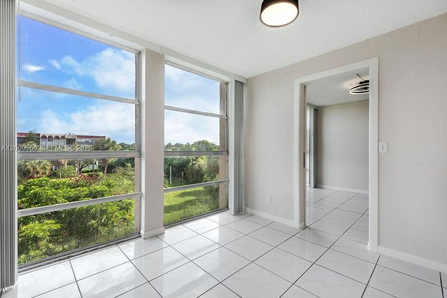 Welcome to your new home! Best community in the area, close to shopping plazas, beach, Hallandale Beach blvd. Nice bright clean fresh painted  2/1 apartment with enclosed den. All assessment paid of. 
Low maintenance, internet, tv included.