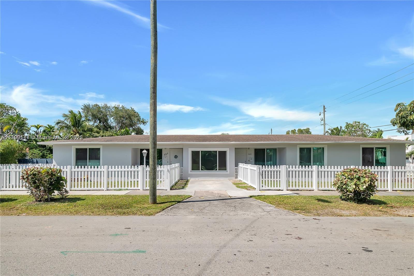 Rental Property at 3641 Sw 29th St 3641, Miami, Broward County, Florida - Bedrooms: 3 
Bathrooms: 2  - $4,000 MO.