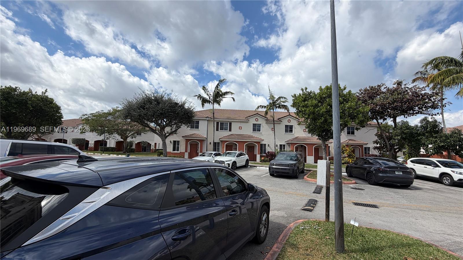 SOLABELLA CONDO - Residential Lease