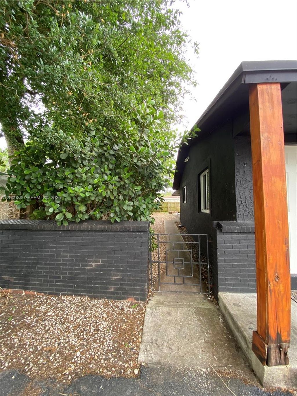 Photo of 6132 SW 39th St #R, Miramar, FL 33023 (MLS # A12006889)