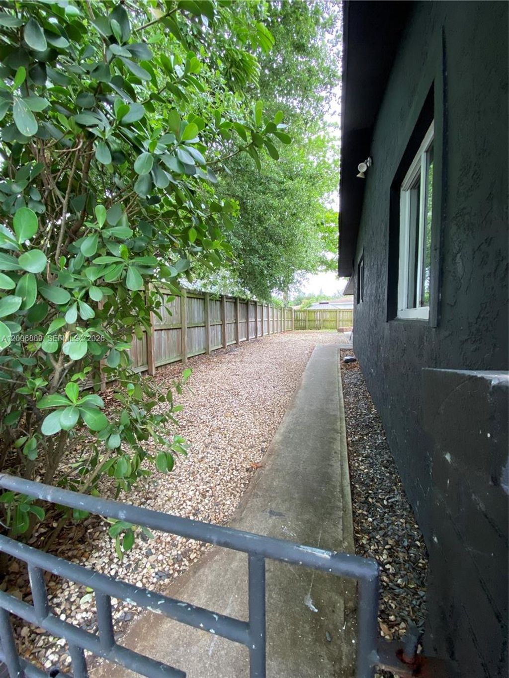 Photo of 6132 SW 39th St #R, Miramar, FL 33023 (MLS # A12006889)