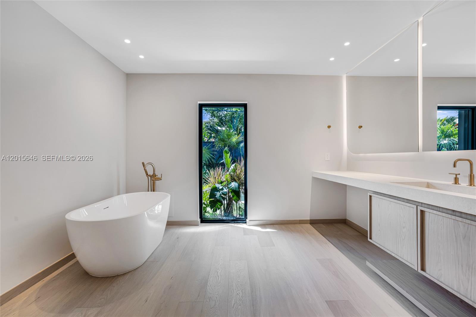 BAY HEIGHTS 1ST ADDN - Residential