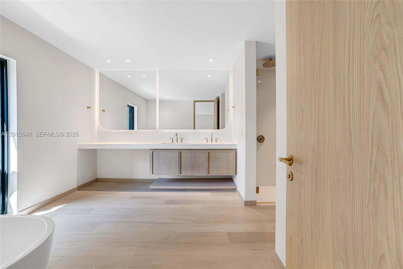 BAY HEIGHTS 1ST ADDN - Residential
