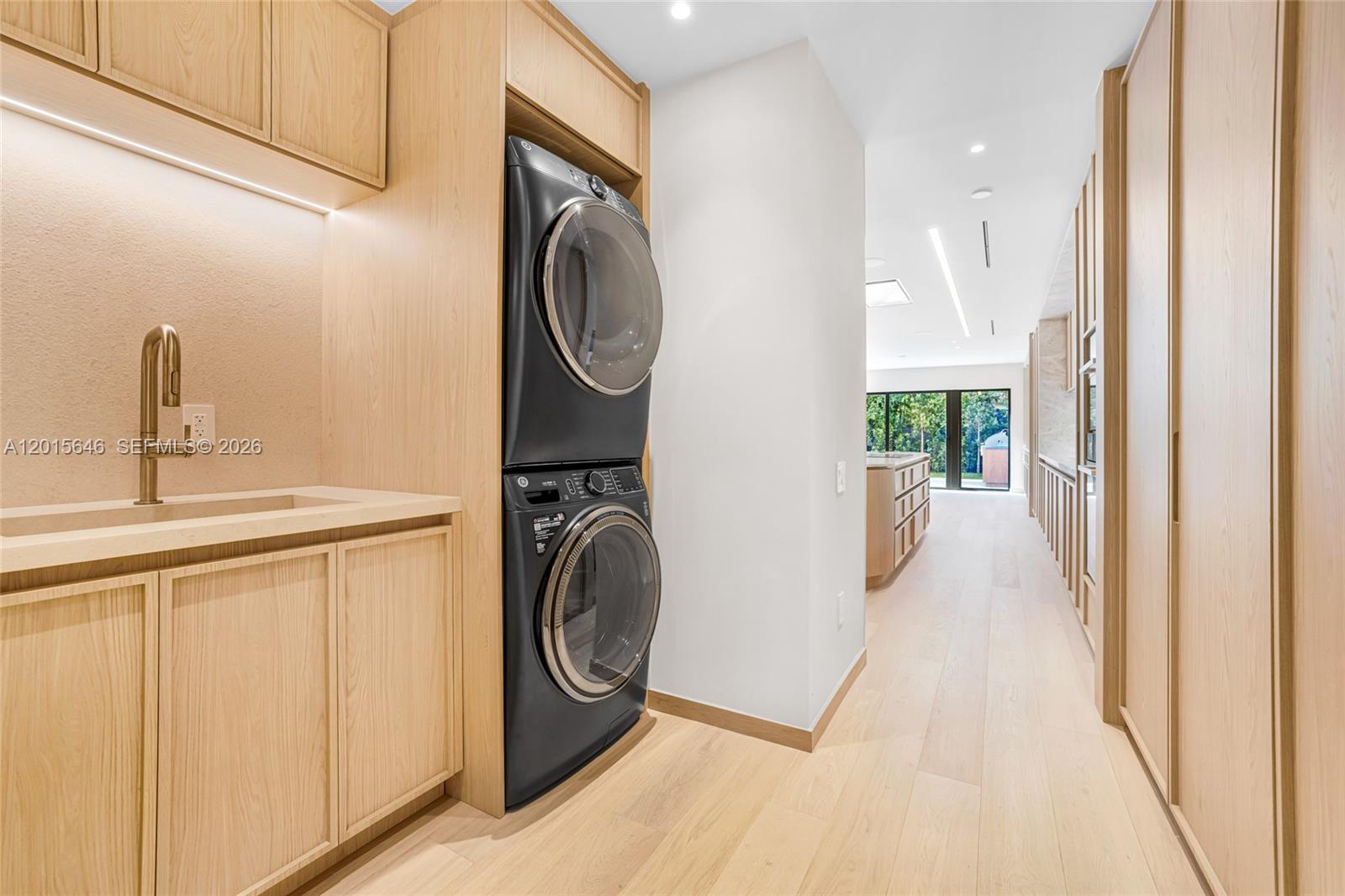 BAY HEIGHTS 1ST ADDN - Residential