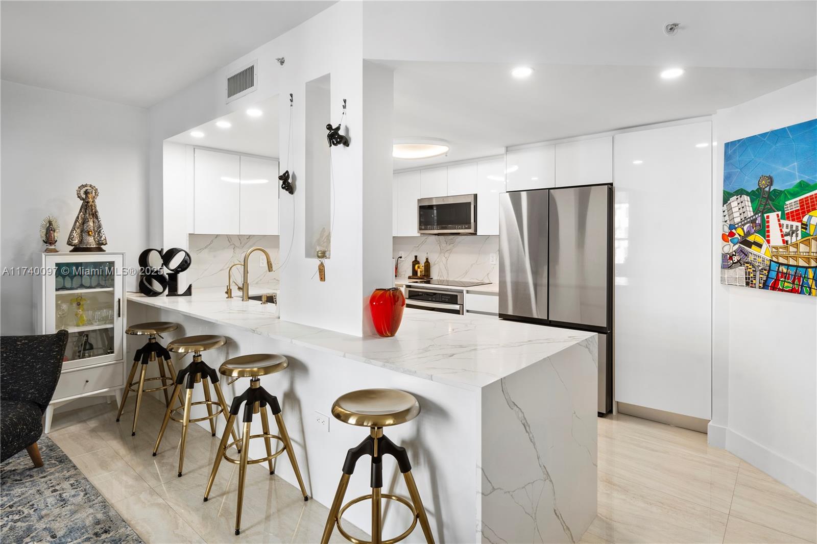 701 Brickell Key Blvd 707