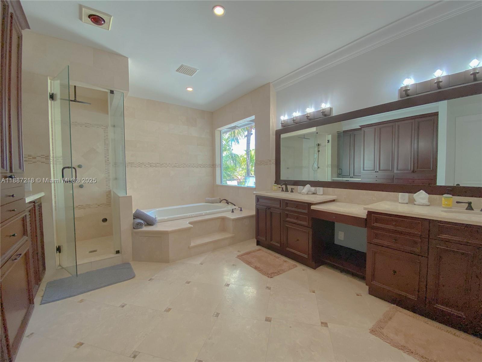 TRAPP ESTATES - Residential Lease