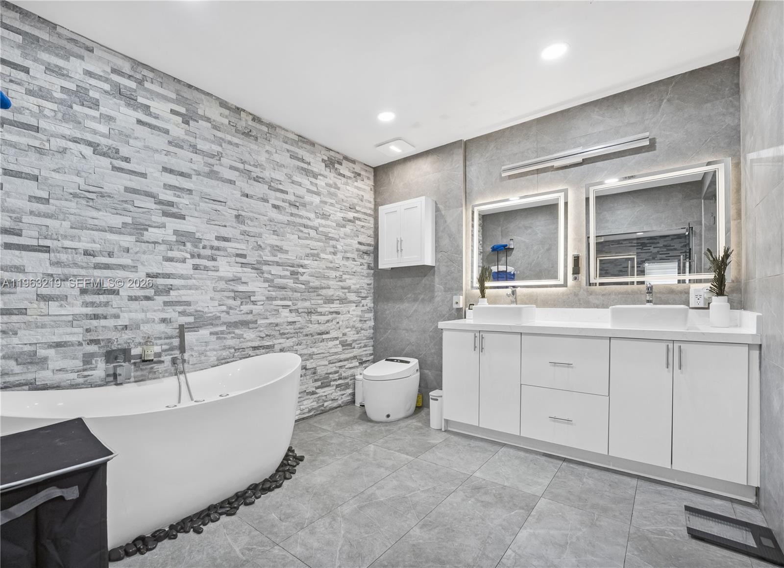 FLA FRUIT LANDS CO - Residential