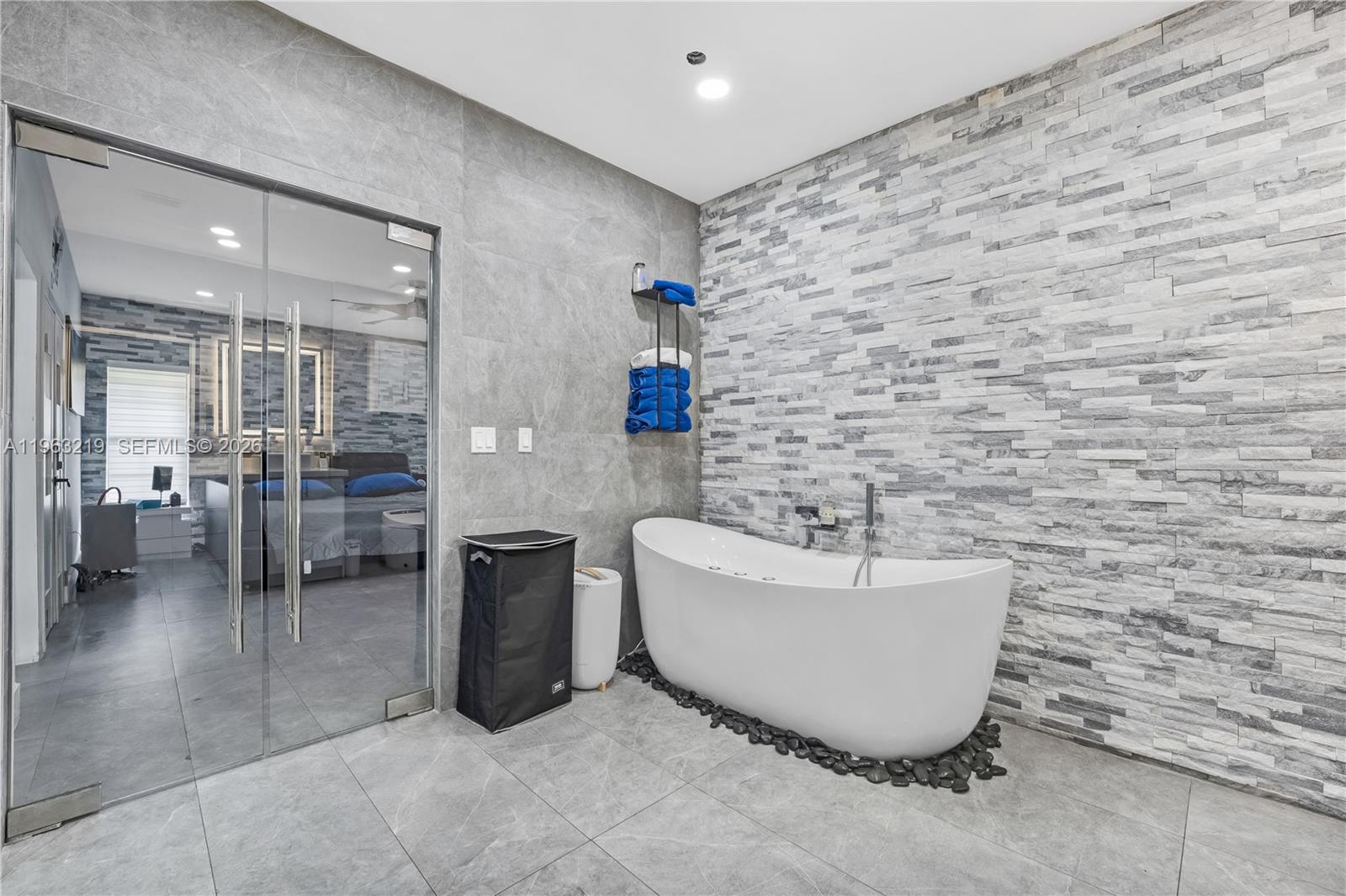 FLA FRUIT LANDS CO - Residential