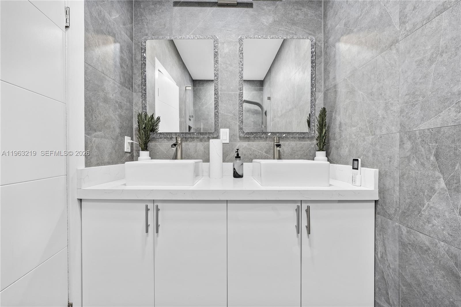 FLA FRUIT LANDS CO - Residential