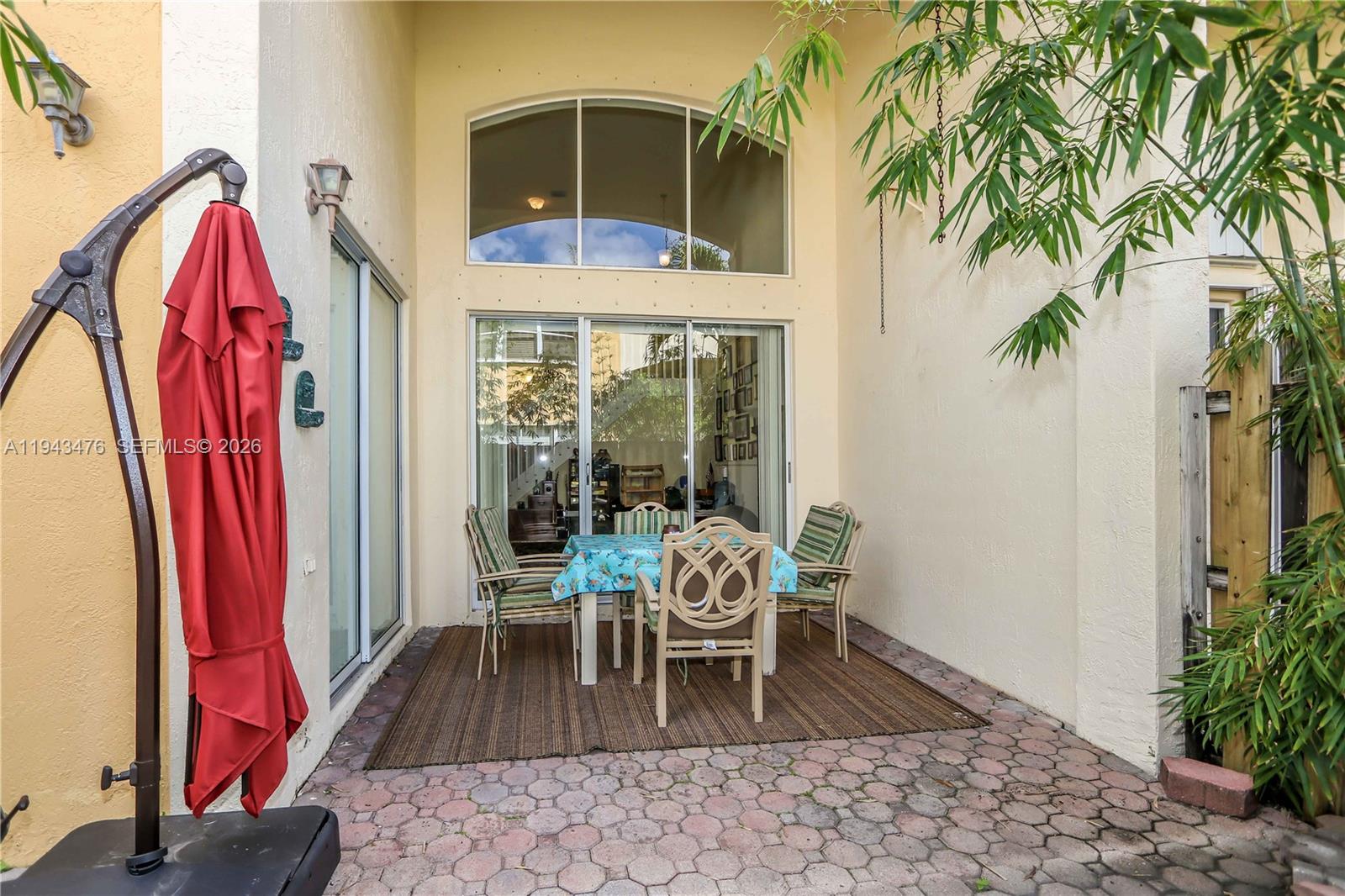 DORAL SOUTHEAST PATIO-HOM - Residential
