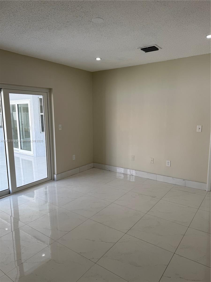 ANDRADE SUB - Residential