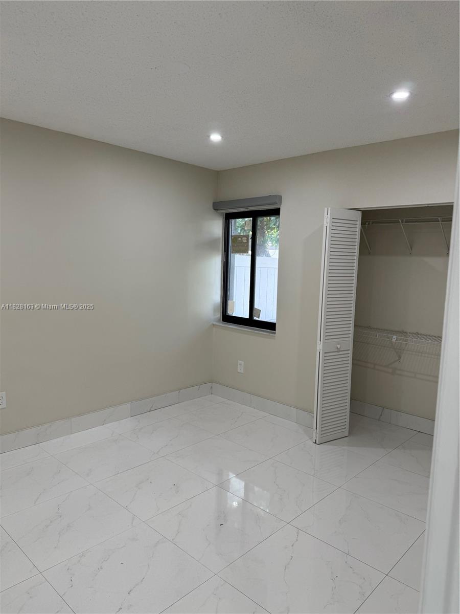 ANDRADE SUB - Residential