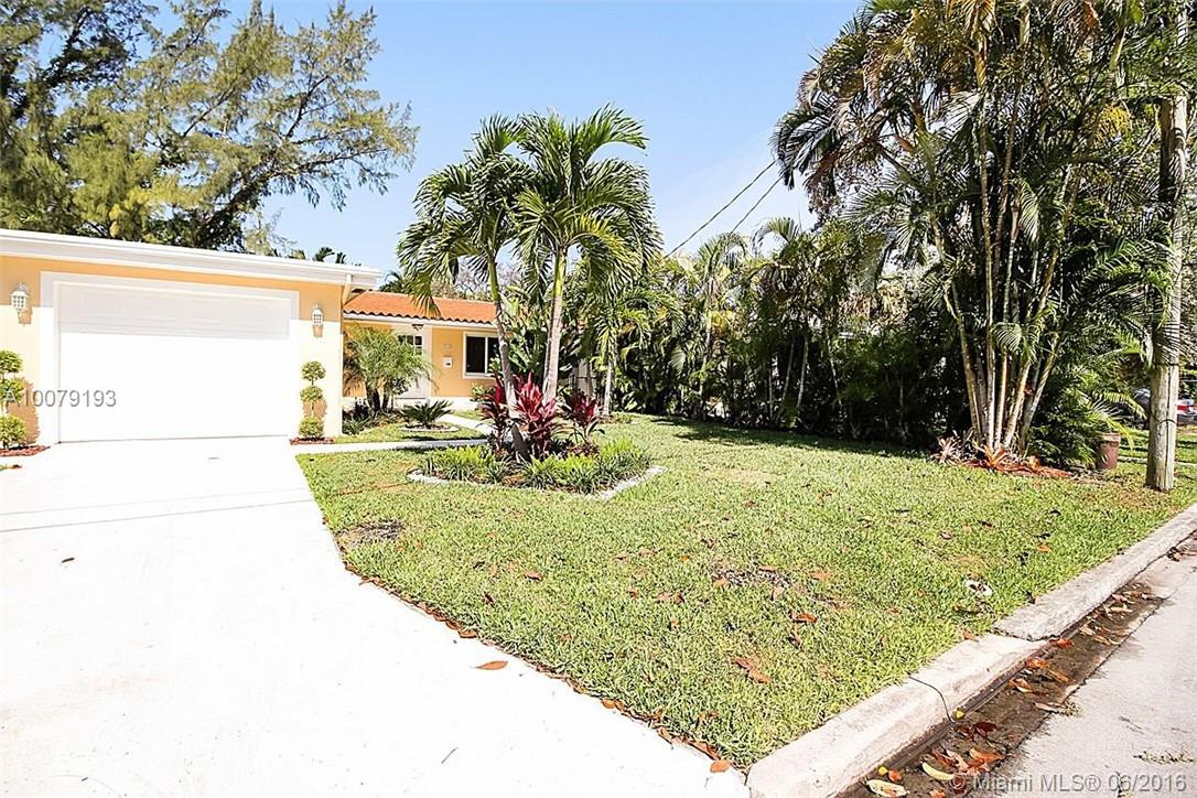 Like new completely remodeled Surfside Beach single family home with garage 2bed +den /2bath (3bd per tax roll), marble floors, professionally landscaped gardens. Walk a few blocks to the beach, shopping, Synagogues and Churchs. Only blocks from prestigious shops of Bal Harbour!