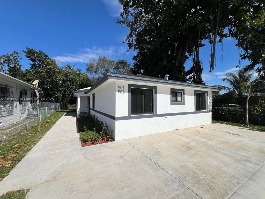 Rental Property at 901 Nw 99th St 901, Miami, Broward County, Florida - Bedrooms: 3 
Bathrooms: 2  - $2,750 MO.