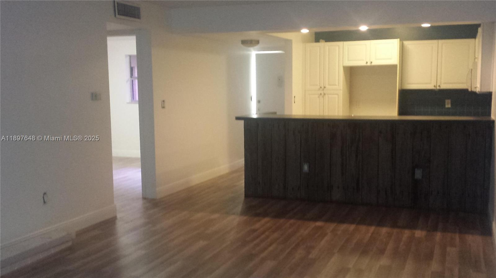 11905 NE 2nd Ave C308