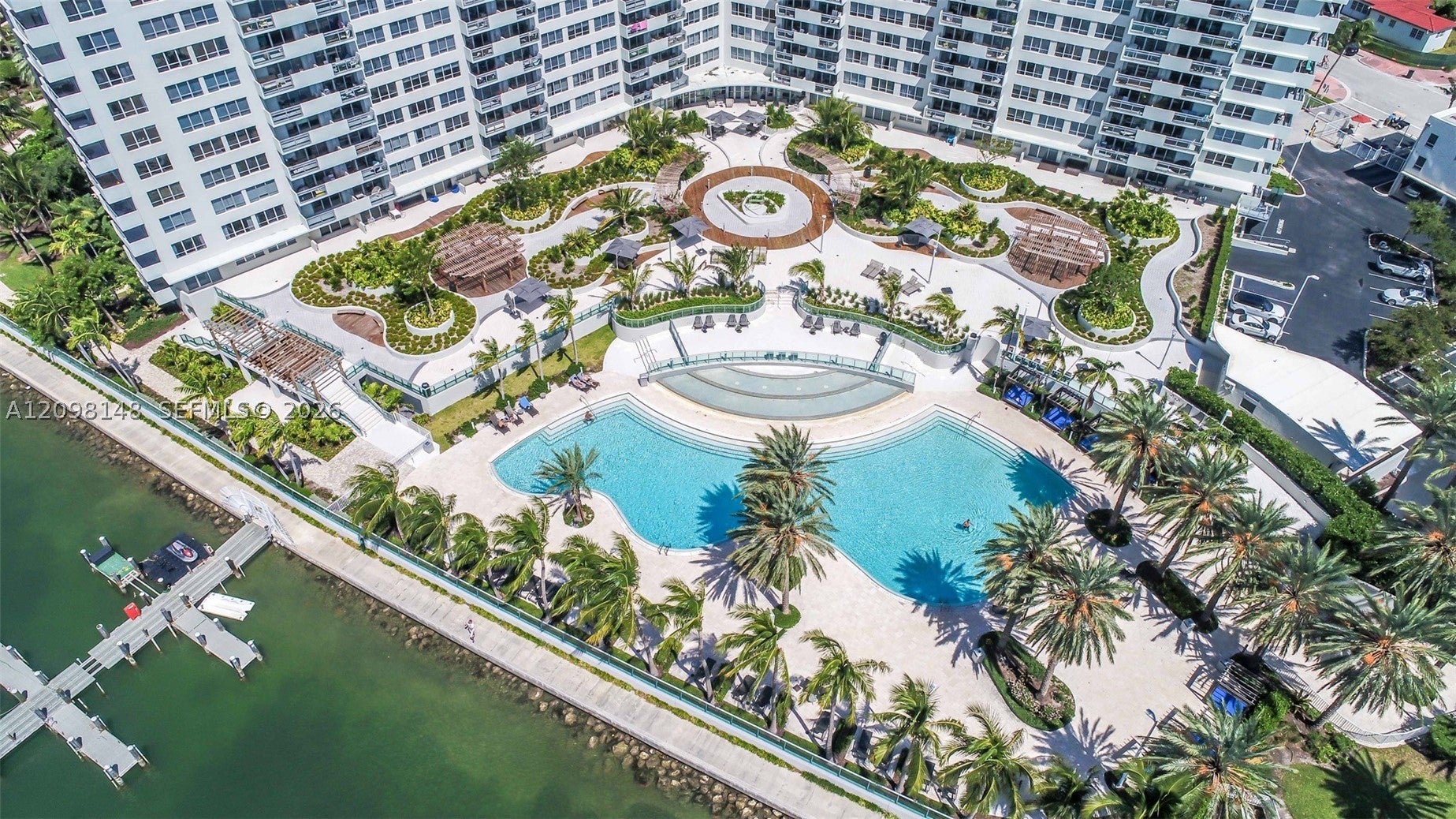 1500 Bay Rd 122S