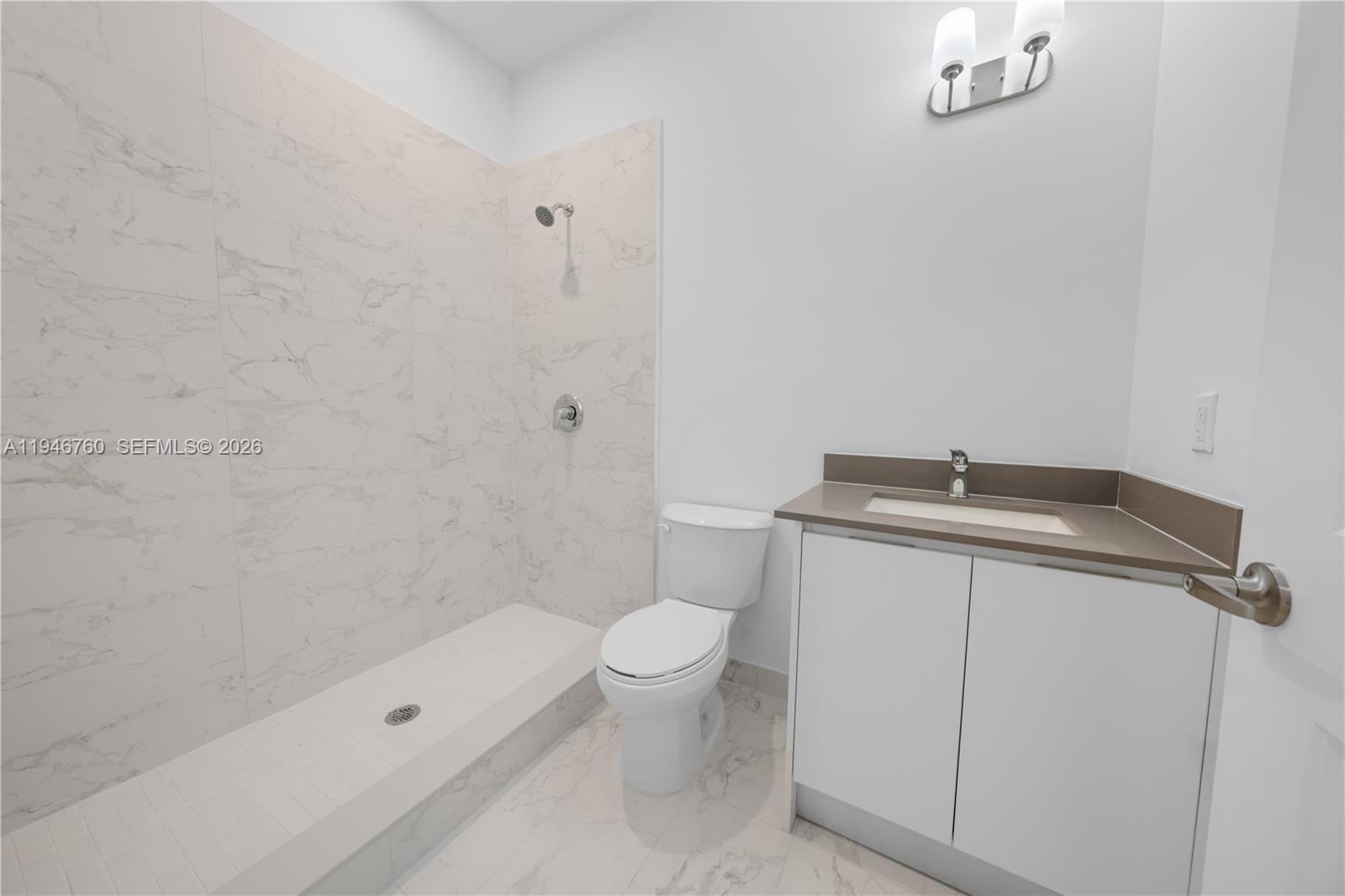 CENTURY PARK SQUARE - Residential