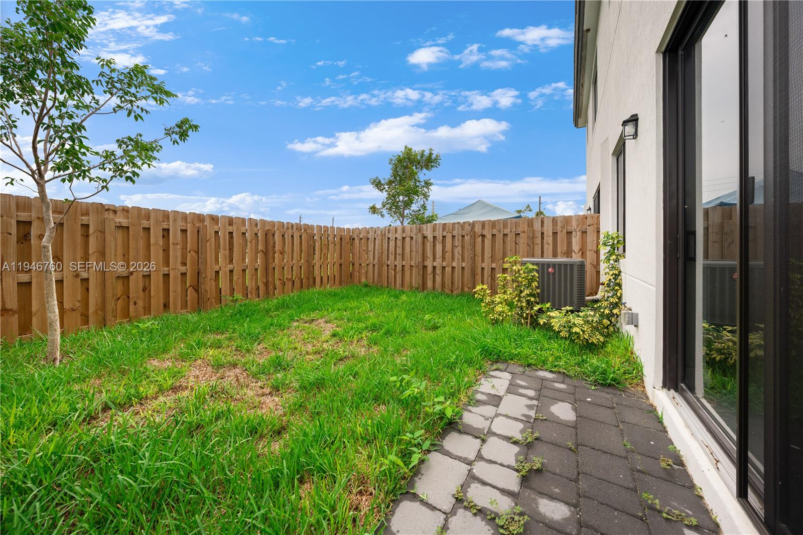 CENTURY PARK SQUARE - Residential