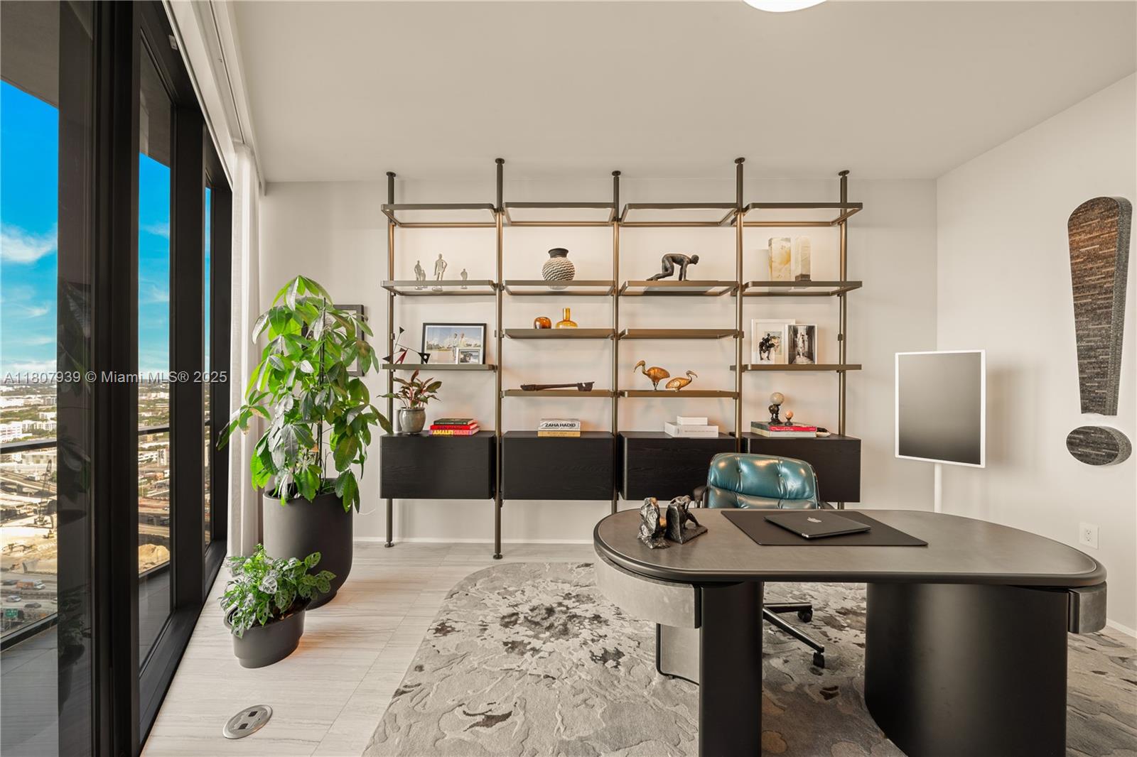 ONE THOUSAND MUSEUM CONDO - Residential