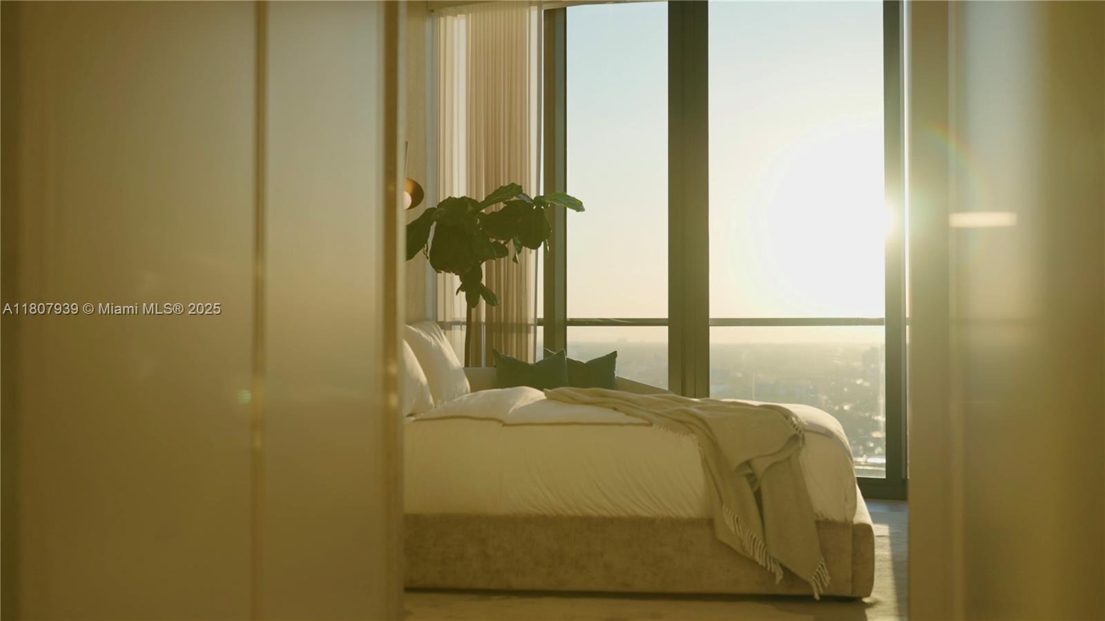 ONE THOUSAND MUSEUM CONDO - Residential