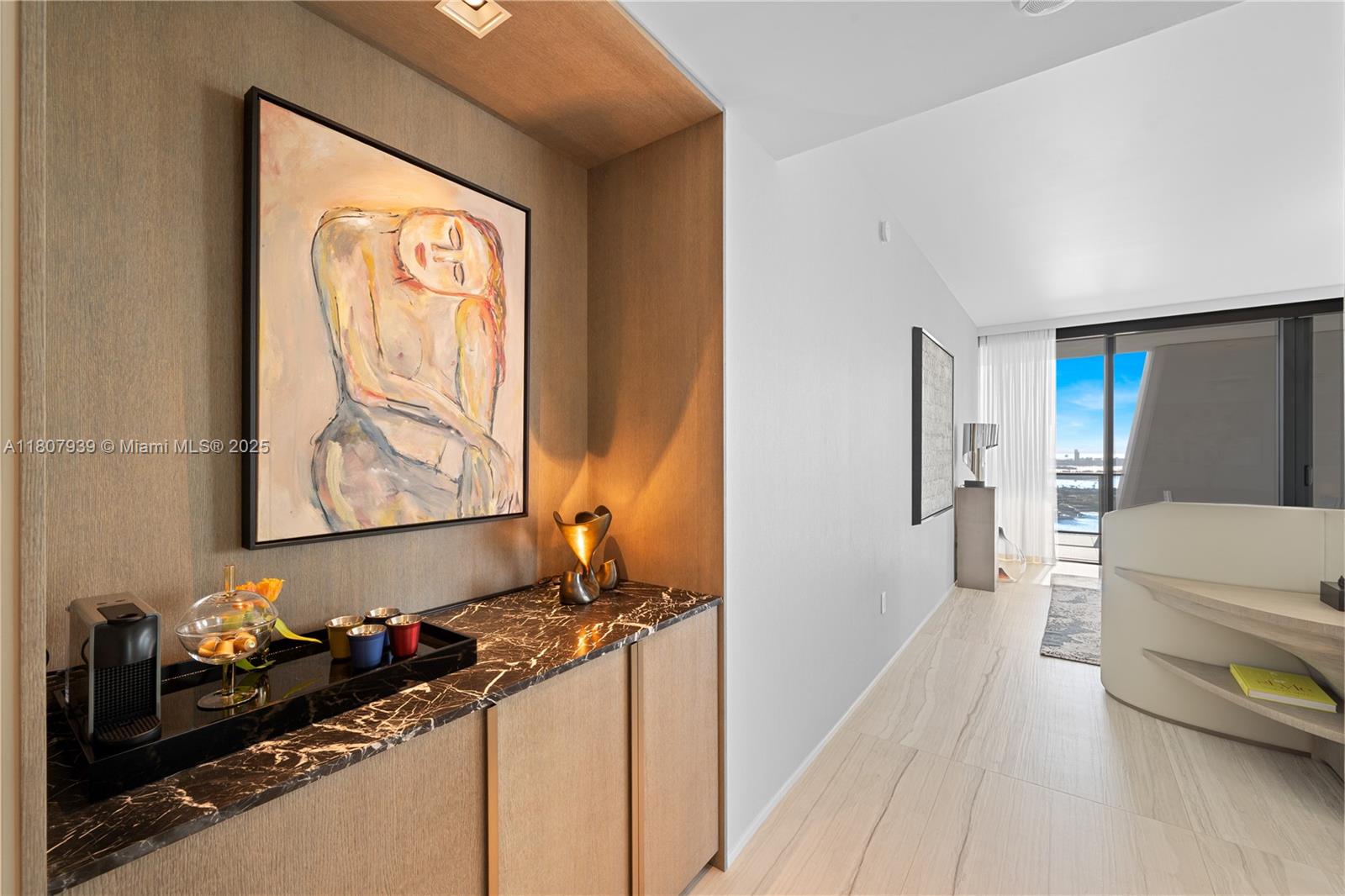 ONE THOUSAND MUSEUM CONDO - Residential