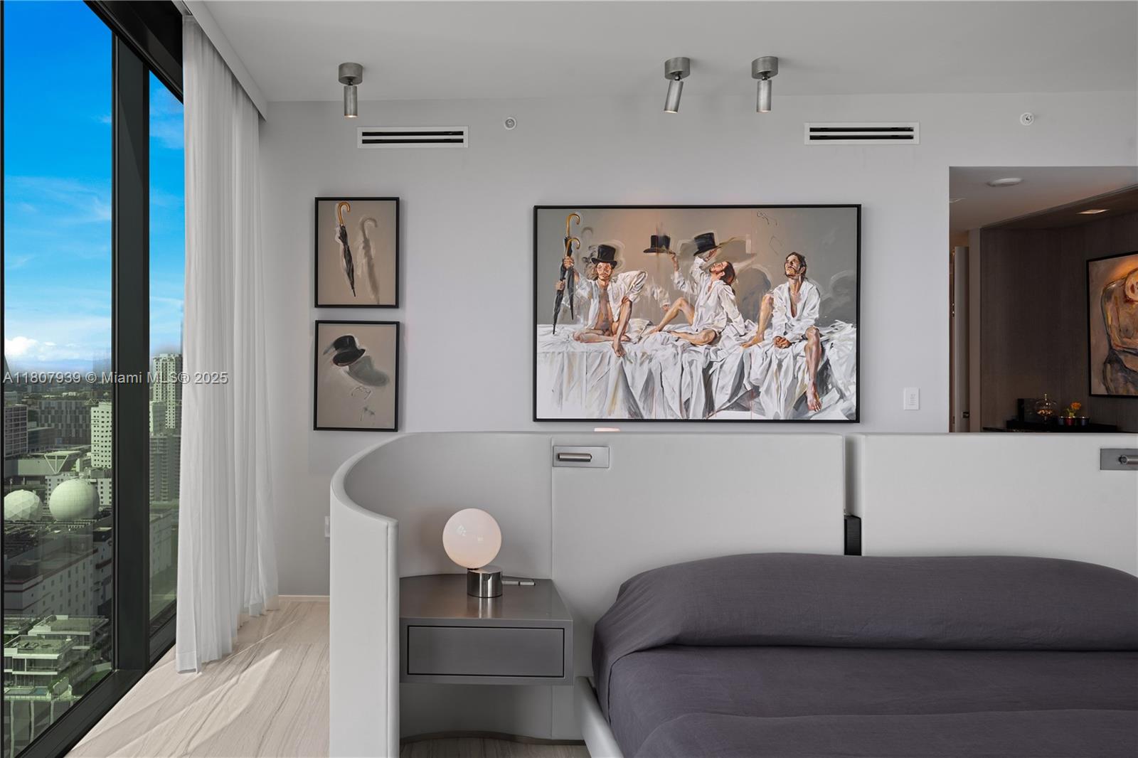 ONE THOUSAND MUSEUM CONDO - Residential