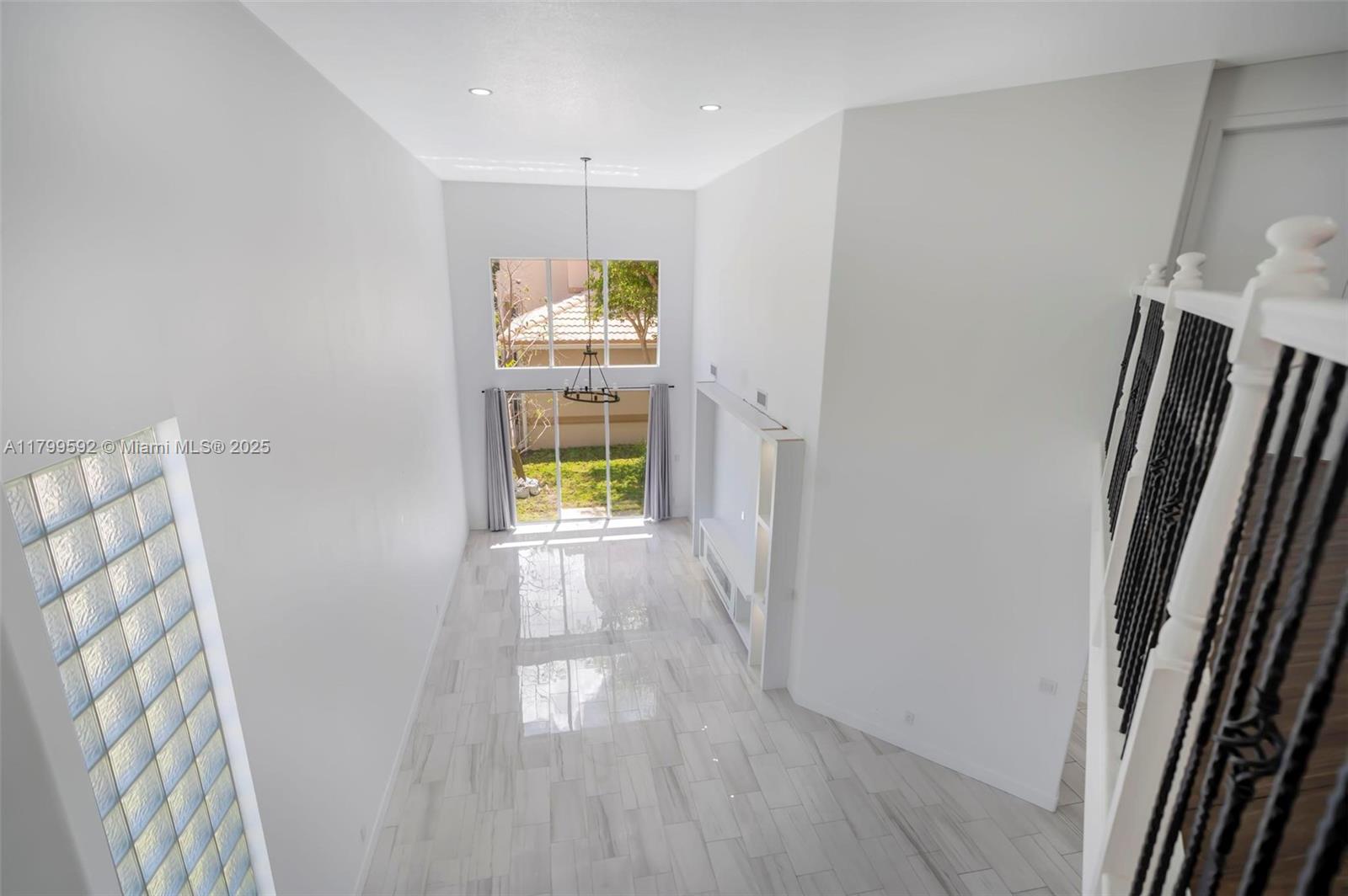 COLONY PRESERVE PUD - Residential Lease