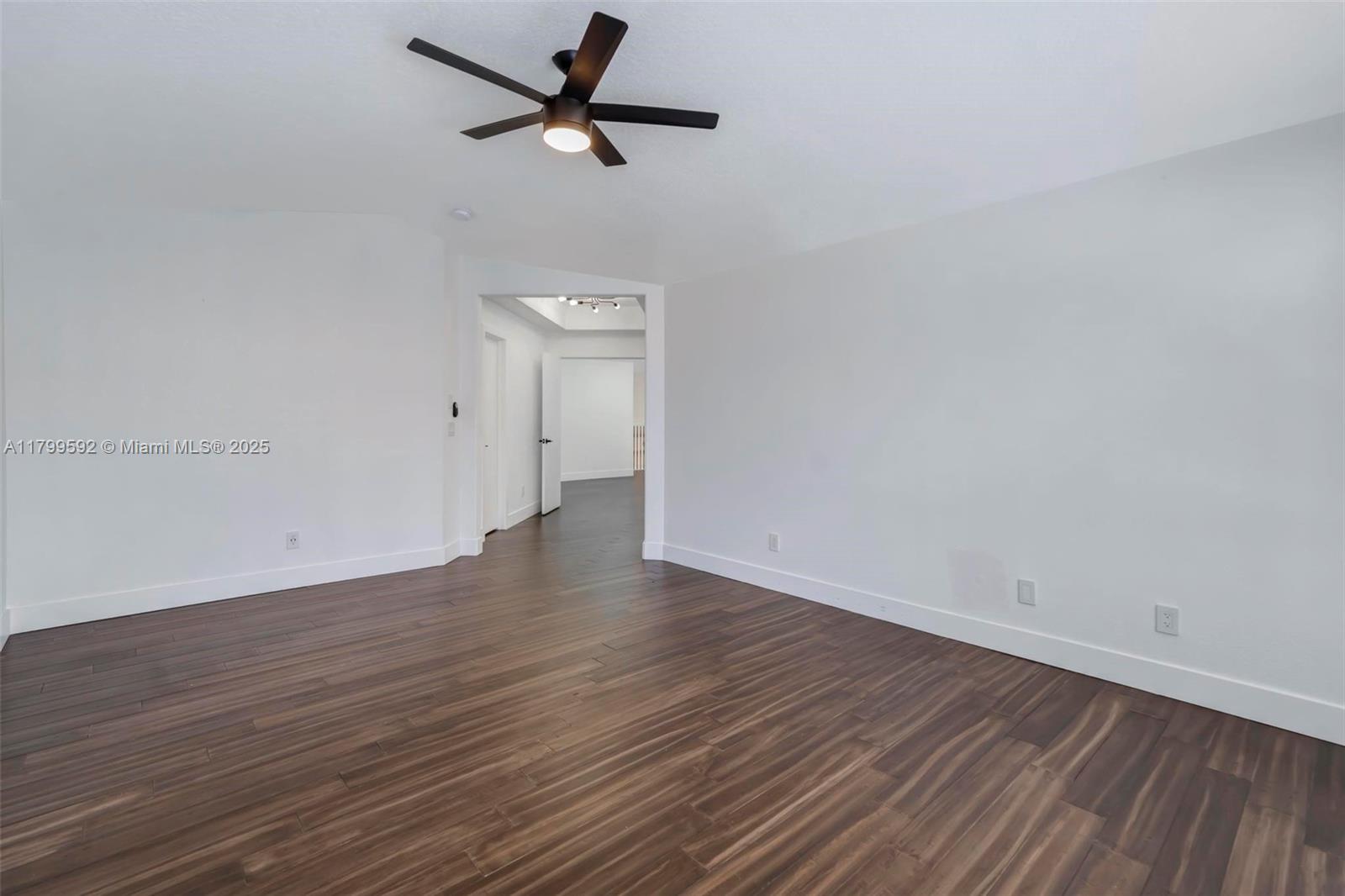 COLONY PRESERVE PUD - Residential Lease