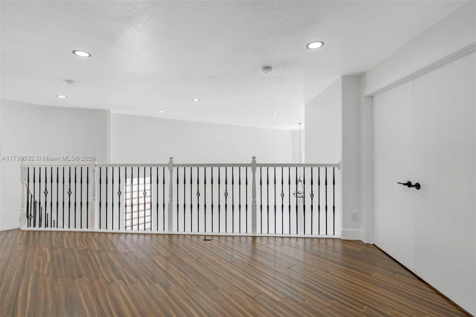 COLONY PRESERVE PUD - Residential Lease
