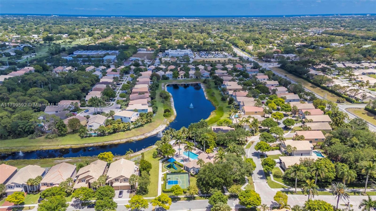 COLONY PRESERVE PUD - Residential Lease