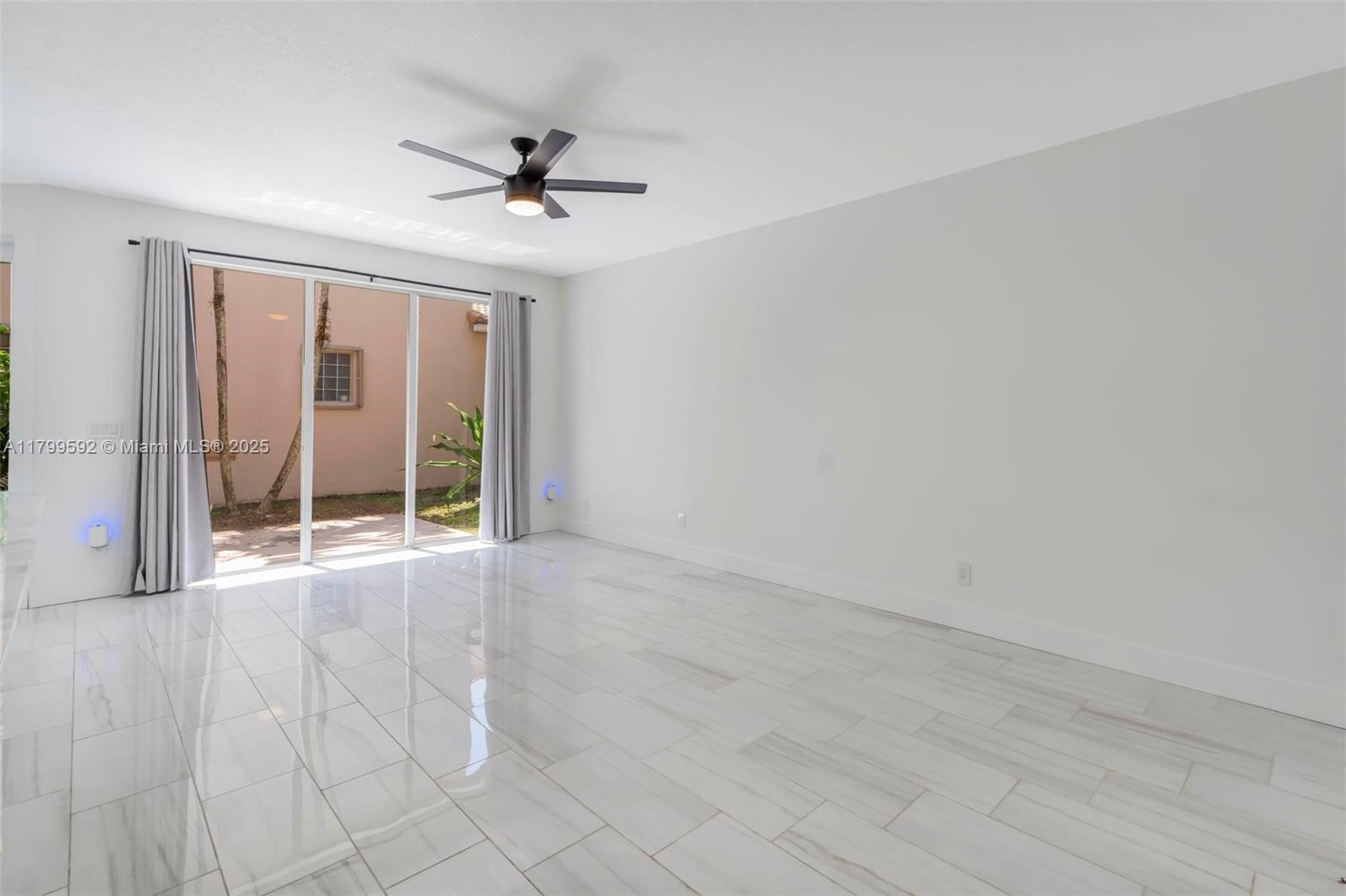 COLONY PRESERVE PUD - Residential Lease